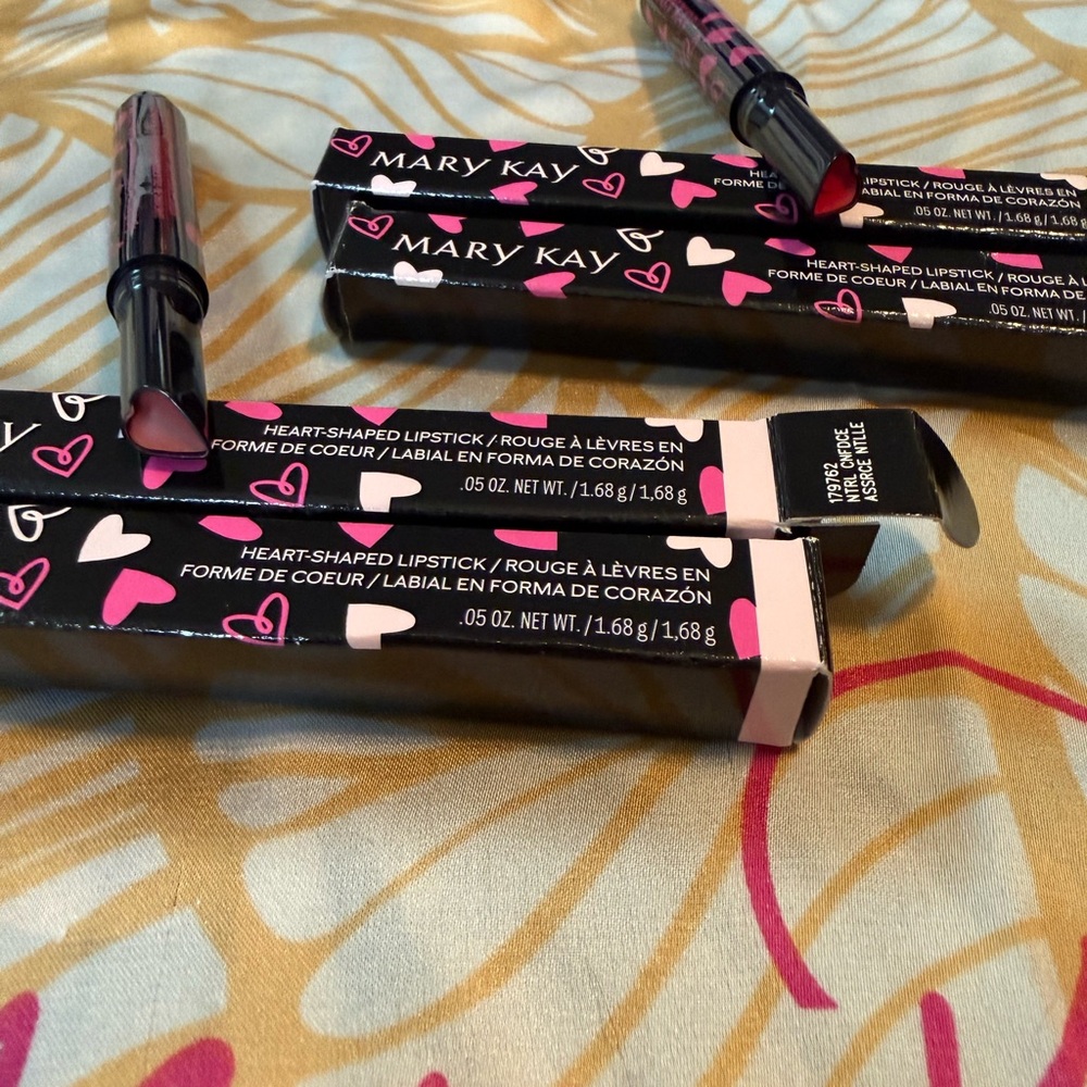 Mary Kay Heart-Shaped Lipstick - Nude and Pink